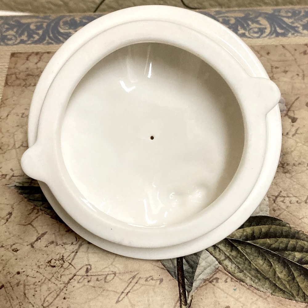 Lenox Teapot - Butlers Pantry - Picture 9 of 10